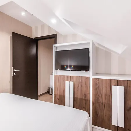 Centrum Sobe Hostel Cacak