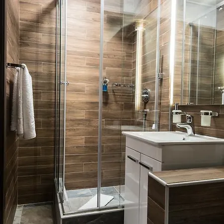 Centrum Sobe بيت شباب *