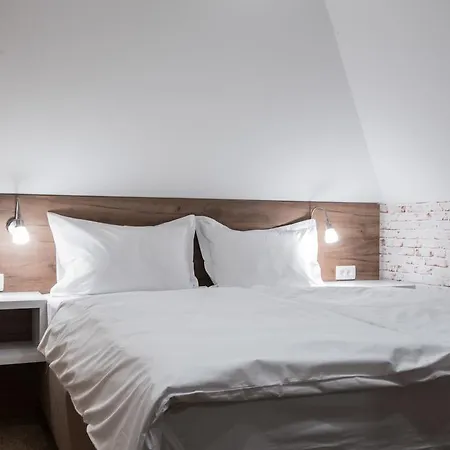 Centrum Sobe بيت شباب