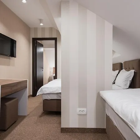 Centrum Sobe بيت شباب *