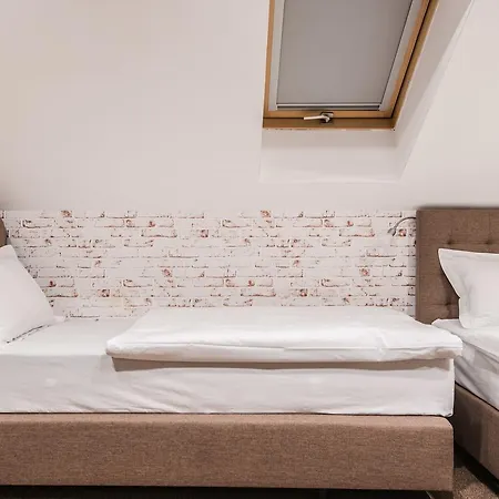 Centrum Sobe Hostel *